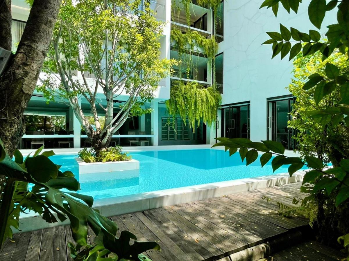 Por Daowadung Hotel Chiang Mai Exterior photo