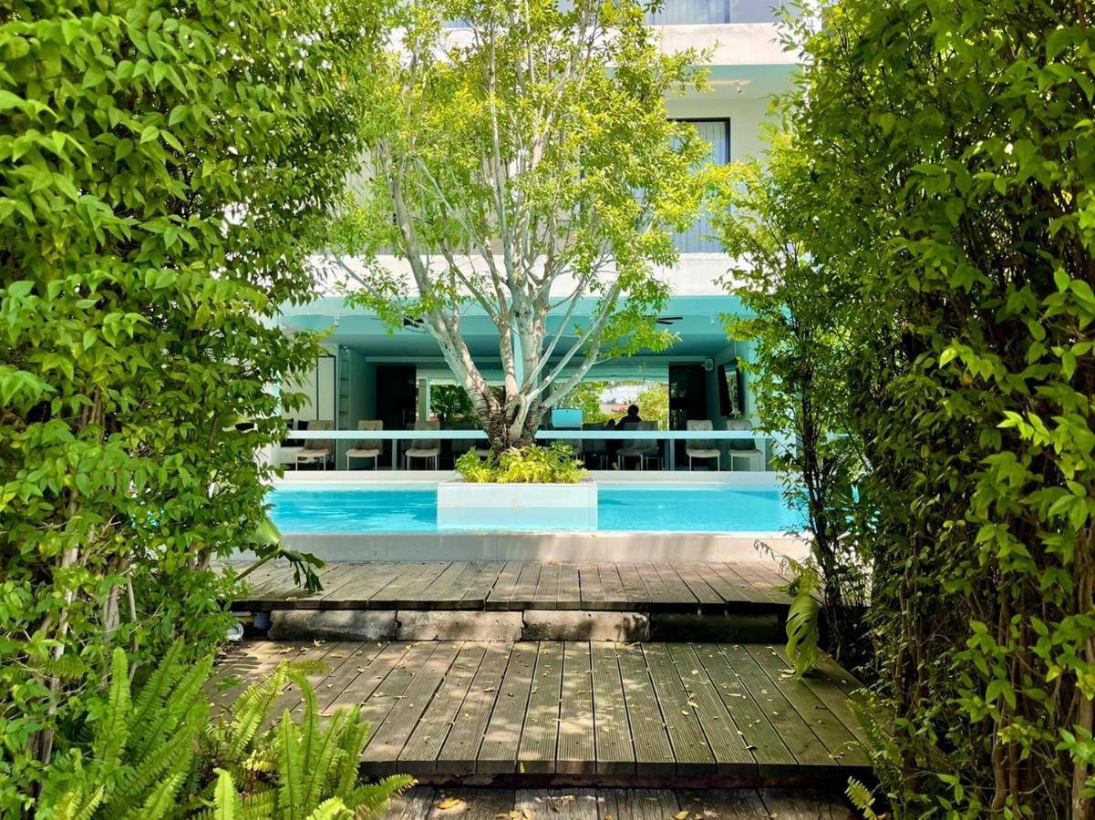 Por Daowadung Hotel Chiang Mai Exterior photo
