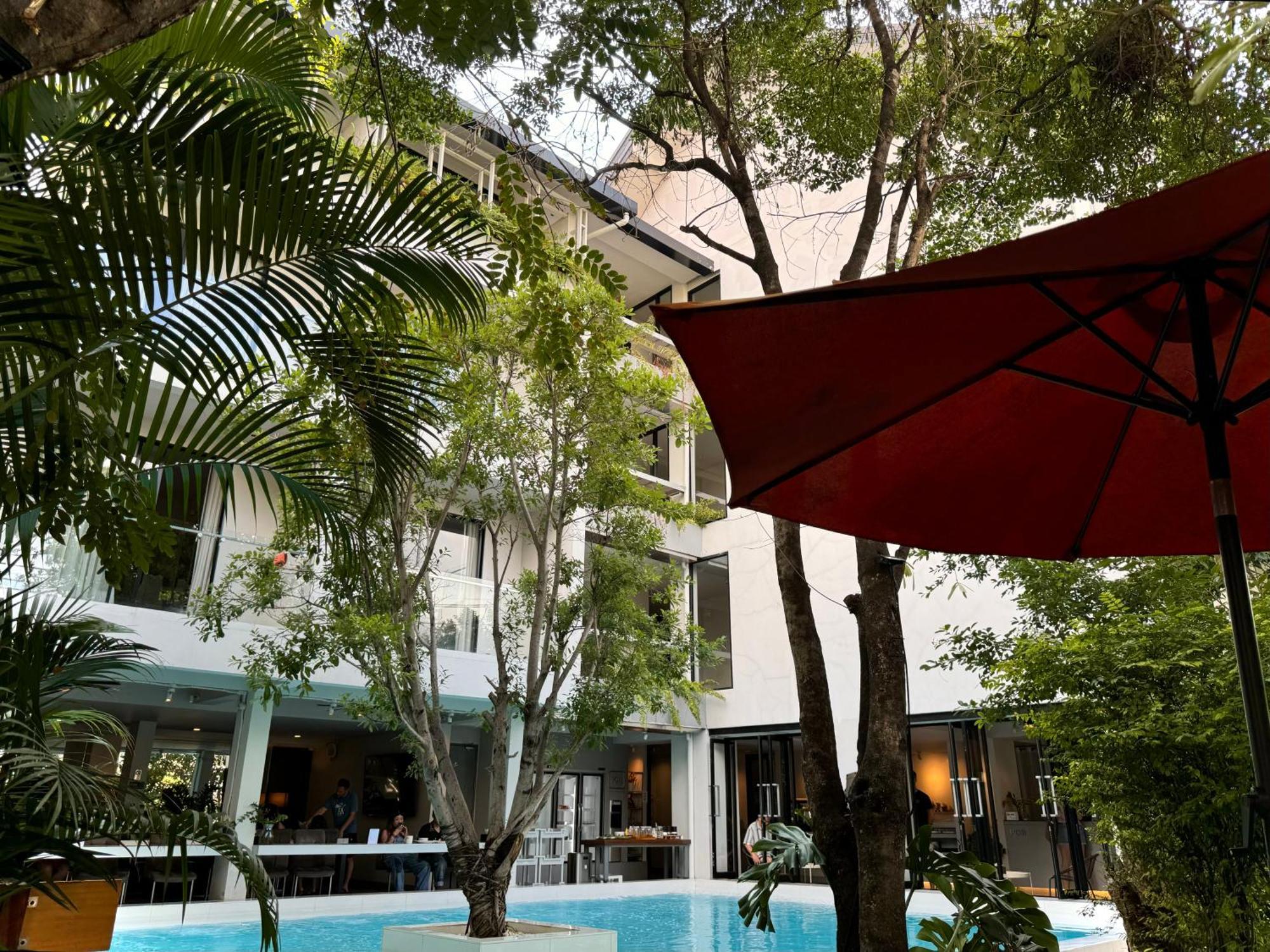 Por Daowadung Hotel Chiang Mai Exterior photo